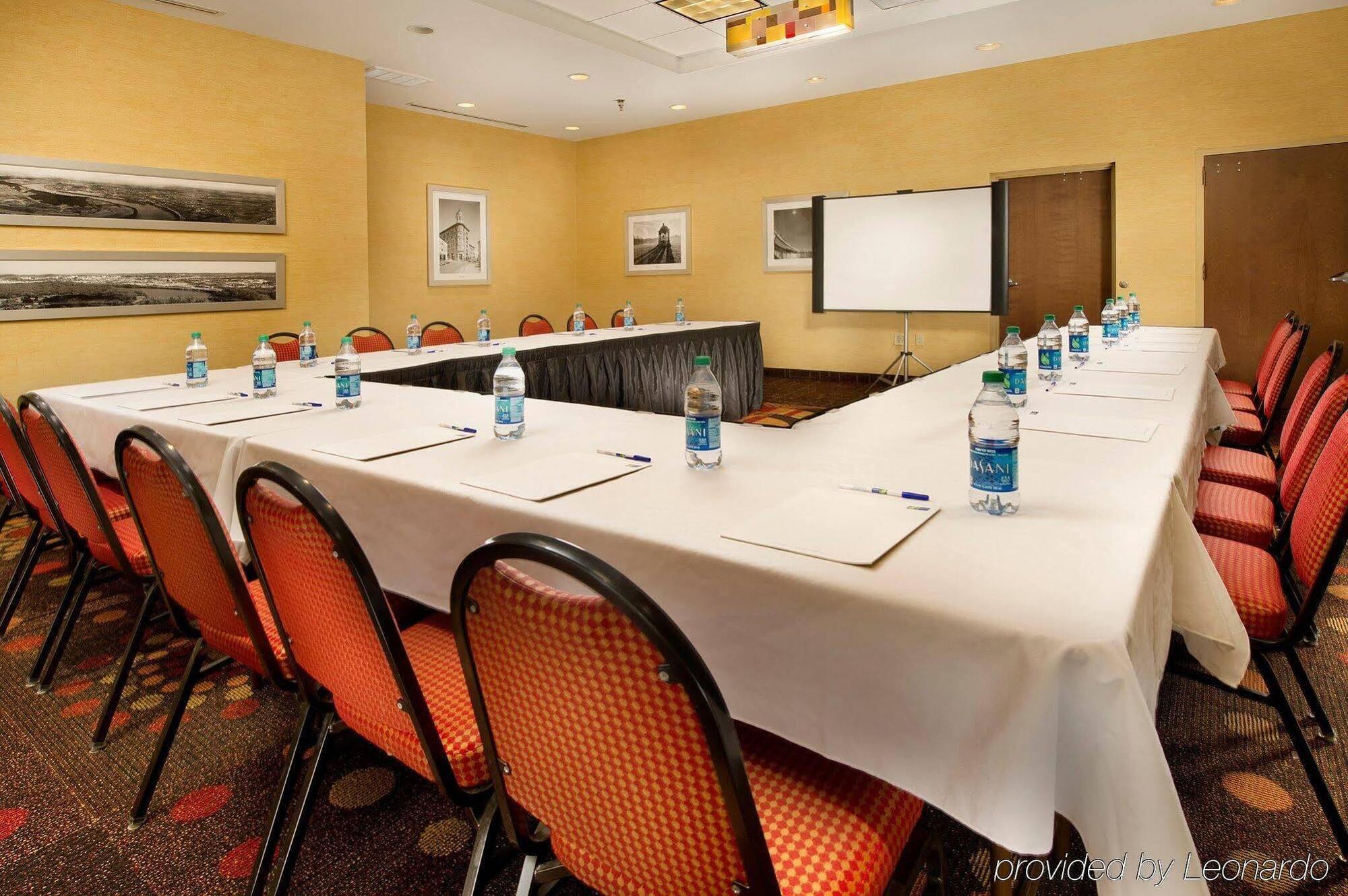 Holiday Inn Express Hotel & Suites Chattanooga Downtown By Ihg Exterior foto